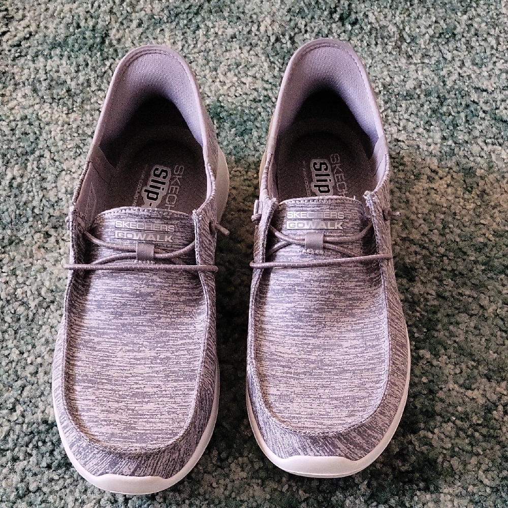 Skechers Gray Loafers Slip-Ons Comfortable Design